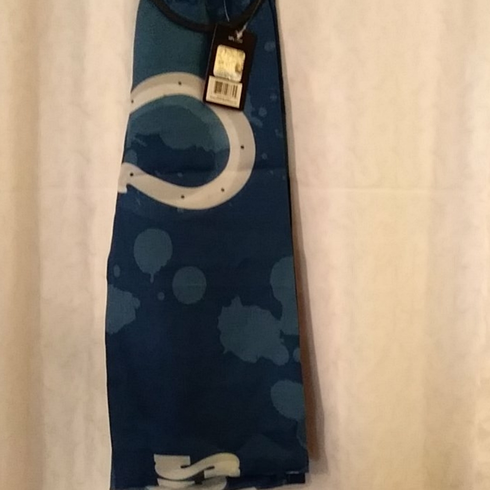 COLTS.  Infinity scarf
